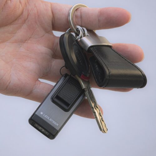 Kuvassa Ladattava avaimenperälamppu Ledlenser K4R, 120lm
