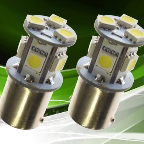 Kuvassa LED-Polttimopari BA15s, 24V