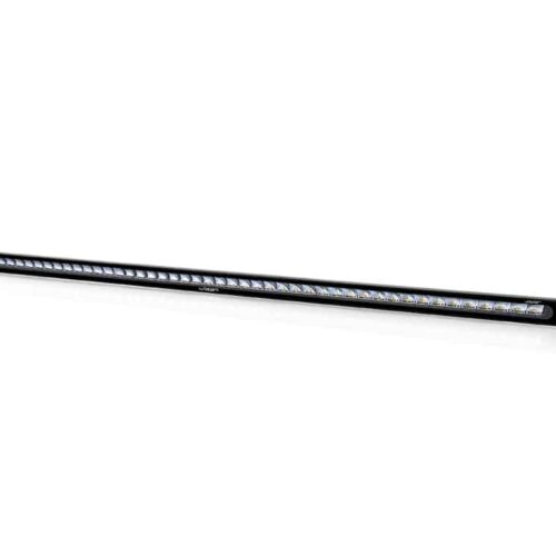 Kuvassa Lazer Linear 48 Elite LED-lisävalopaneeli