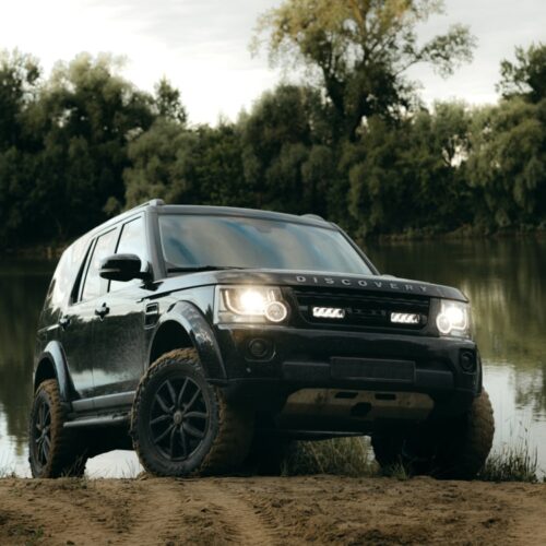 Kuvassa Lazer Grille Kit Land Rover Discovery 4, 2014-, Triple-R 750