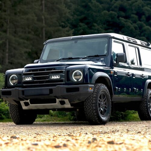 Kuvassa Lazer Grille Kit Ineos Grenadier 2023-, Triple-R 750 valoilla